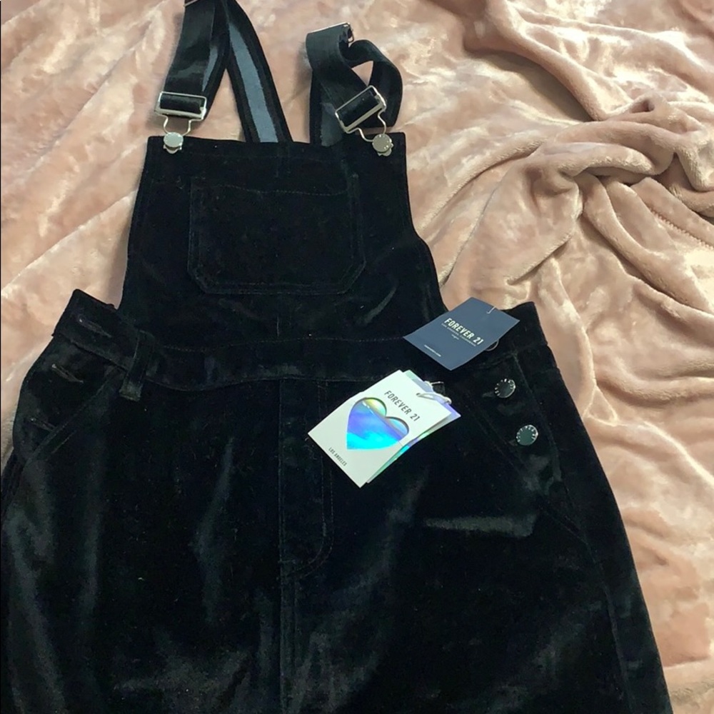 Brand new with tags Forever 21 overall style dress